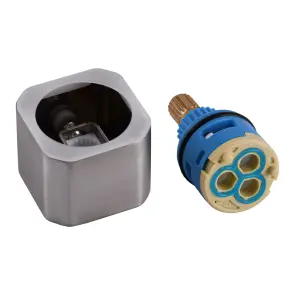 SC-SKU-200 Кран-Букса переключения с квадрат. рукояткой д/душ систем SUS, 3-х ходовая №1