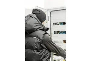 Жилет Hoegert BORGER HT5K920-2XL утеплений з капюшоном 100% поліестер чорний, 2XL (56) №5