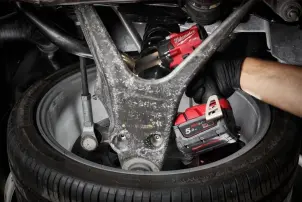 Гайковерт акумуляторний безщітковий 1/2'' MILWAUKEE, M18 FIW2F12-502Х, 339Нм, з кільцем (зарядний пристрій M12-18 FC, 2 акумулят №5