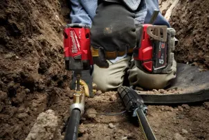 Гайковерт акумуляторний безщітковий 1/2'' MILWAUKEE, M18 FIW2F12-502Х, 339Нм, з кільцем (зарядний пристрій M12-18 FC, 2 акумулят №8