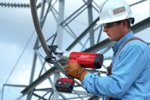 Кабелеріз гідравлічний акумуляторний MILWAUKEE, M18 HCC45-522C (зарядний пристрій M12-18 FC, 1 акумулятор М18 В2 2Аг, 1 акумулят №8