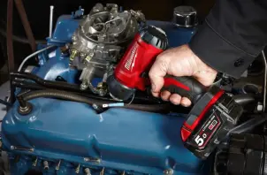 Термоповітродувка акумуляторна MILWAUKEE, M18 BHG-502C (зарядний пристрій M12-18 FC, 2 акумулятори М18 В5 5Аг, аксесуари, кейс) №12
