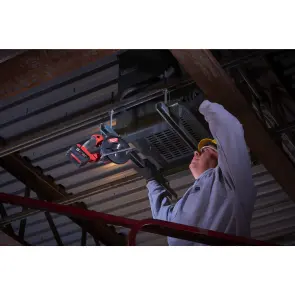 Пила дисковая ручная аккумуляторная по металлу MILWAUKEE, M18 FMCS-502X, диаметр 150мм (зарядное устройство М12-18 FC. 2 аккумулятора М1 №2