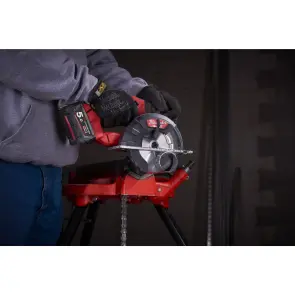 Пила дисковая ручная аккумуляторная по металлу MILWAUKEE, M18 FMCS-502X, диаметр 150мм (зарядное устройство М12-18 FC. 2 аккумулятора М1 №8