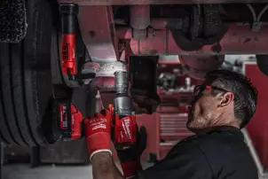 Ліхтар світлодіодний акумуляторний з рухомою головкою MILWAUKEE, L4 SL550-301 №7
