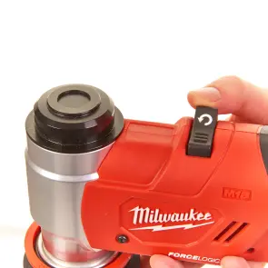 Пробійник гідравлічний для отворів акумуляторний FORCE LOGIC MILWAUKEE M18 HKP-201C (зарядний пристрій, 1 акумулятор М18 2Аг, ак №6