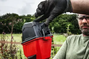 Насос для перекачки води акумуляторний MILWAUKEE, M18 BLSWP-801 (зарядний пристрій M12-18 FC. 1 акумулятор M18 FB8 8Аг) №5
