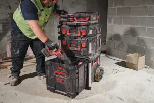Кейс с выдвижным отсеком PACKOUT MILWAUKEE на колесах №2