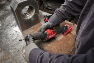 Шліфмашина пряма акумуляторна безщіткова MILWAUKEE, M18 FDGRB-502X, діаметр 6/8мм (зарядний пристрій М12-18 FC, 2 акумулятори М1 №3