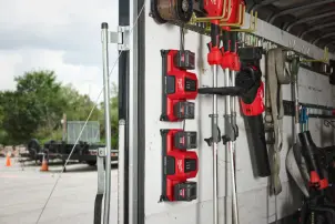Зарядний пристрій MILWAUKEE, M18 MDBSC DUAL SUPER CHARGER (на 2 акумулятори) №4