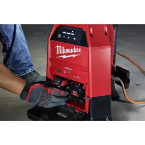 Ліхтар світлодіодний акумуляторний MILWAUKEE, M18 ONESLDP-0, 9000Лм (каркас з зарядним пристроєм) №5