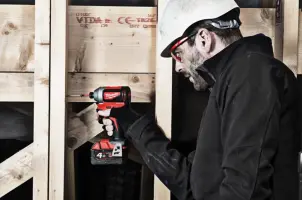 Шуруповерт ударний акумуляторний безщітковий 1/4" HEX MILWAUKEE, M18 CBLID-0, 180Нм (каркас, кліпса для ременя, картонне пакуван №14