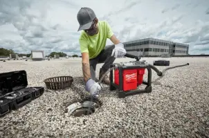 Машина прочистна секційна компактна акумуляторна MILWAUKEE, M18 FCSSM-121 (зарядний пристрій М12-18 FC, 1 акумулятор НВ12 12Аг) №7