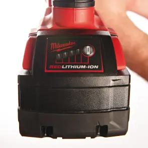 Пила сабельная аккумуляторная MILWAUKEE, M18 BSX-402C (зарядное устройство М12-18 С, 2 аккумулятора М18 В4 4Ач, холст, кейс) №9