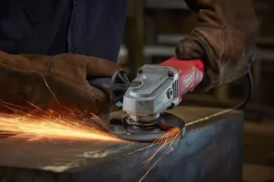 Шліфмашина кутова MILWAUKEE, AG 13-125 XSPD, 1250Вт, діаметр 125мм (захисний кожух, бічна рукоять, опорна та притискна гайки, кл №11