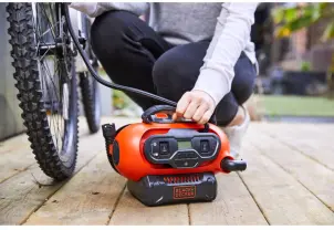 Компресор автомобільний акумуляторний BLACK+DECKER BDCINF18N №12