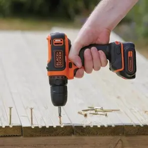Дриль-шурупокрут акумуляторний BLACK+DECKER BDCDD12KB №6