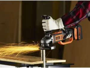 Шлифмашина угловая - болгарка аккумуляторная BLACK+DECKER BCG720M1 №5