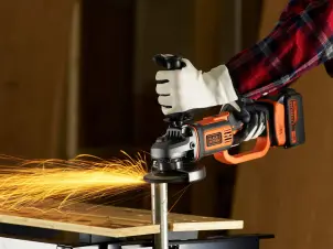 Шлифмашина угловая - болгарка аккумуляторная BLACK+DECKER BCG720N №7