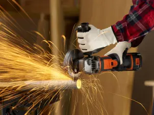 Шлифмашина угловая - болгарка аккумуляторная BLACK+DECKER BCG720N №10