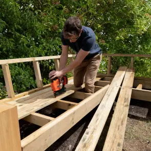 Пістолет цвяхозабивний BLACK+DECKER BCNG01N №3