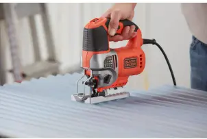 Пила лобзиковая сетевая BLACK+DECKER BES610 №9