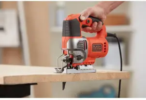 Пила лобзиковая сетевая BLACK+DECKER BES610 №10