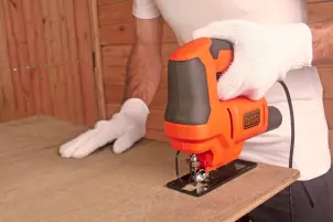 Пила лобзиковая сетевая BLACK+DECKER BES603 №12