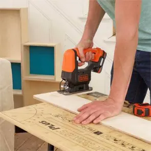 Пила лобзиковая аккумуляторная BLACK+DECKER BDCJS12N №5