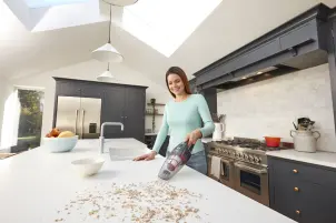 Пилосос акумуляторний (електровіник) BLACK+DECKER SVB620JW №12