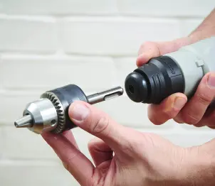 Перфоратор мережевий SDS-Plus BLACK+DECKER BEHS02K №6