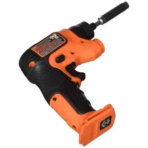 Отвертка-фонарь аккумуляторная BLACK+DECKER BDCSFS30C №4