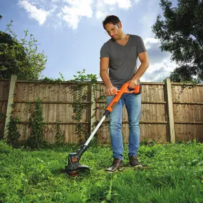Триммер аккумуляторный BLACK+DECKER ST182320 №4