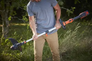 Триммер аккумуляторный бесщеточный BLACK+DECKER BCSTE636L1 №11