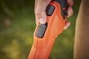 Триммер аккумуляторный бесщеточный BLACK+DECKER BCSTE636L1 №13