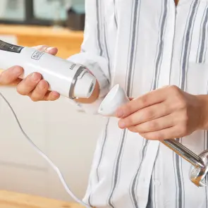 Ручний блендер BLACK+DECKER BXHBA600E №16