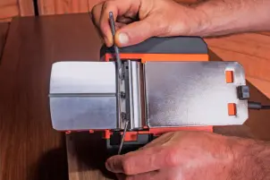 Рубанок мережевий BLACK+DECKER BEW712 №14