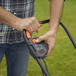 Газонокосарка електрична BLACK+DECKER BEMW451 №7
