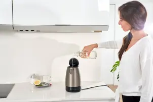 Електрочайник BLACK+DECKER BXKE2201E №9