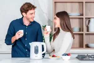 Електрочайник BLACK+DECKER BXKE2204E №12