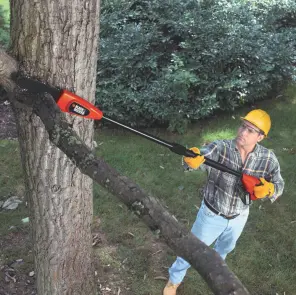 Висоторіз акумуляторний зі штангою BLACK+DECKER GPC1820L20 №9