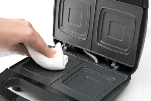 Бутербродниця BLACK+DECKER BXSA753E №11