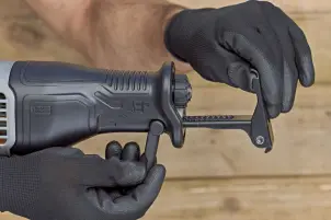 Пила шабельна мережева BLACK+DECKER BES301K №5