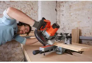 Пила торцювальна мережева BLACK+DECKER BES700 №4
