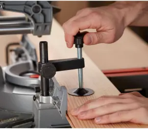 Пила торцювальна мережева BLACK+DECKER BES700 №9