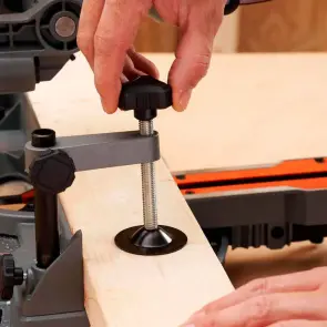 Пила торцювальна мережева BLACK+DECKER BES702 №8