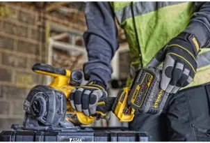 Штроборез аккумуляторный бесщёточный DeWALT DCG200T2 №28