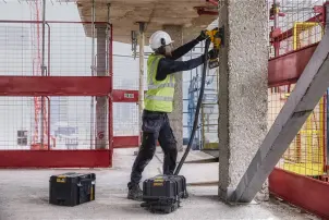 Штроборез аккумуляторный бесщеточный DeWALT, 54В XR FLEXVOLT Li--ion, диаметр диска 125х22.23 мм, вес 3.7 кг, без аккумулятора и ЗП, TSTAK №12