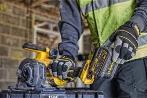 Штроборез аккумуляторный бесщеточный DeWALT, 54В XR FLEXVOLT Li--ion, диаметр диска 125х22.23 мм, вес 3.7 кг, без аккумулятора и ЗП, TSTAK №13