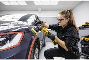 Полировальная машина аккумуляторная DeWALT, 18В XR Li-Ion, бесщеточный, 2000 - 5500 об / мин, вес 2.9 кг, без аккумуляторов и зарядное устройство №11